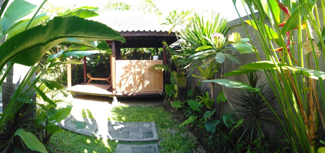Guest House Reisya Νούσα Ντούα Εξωτερικό φωτογραφία